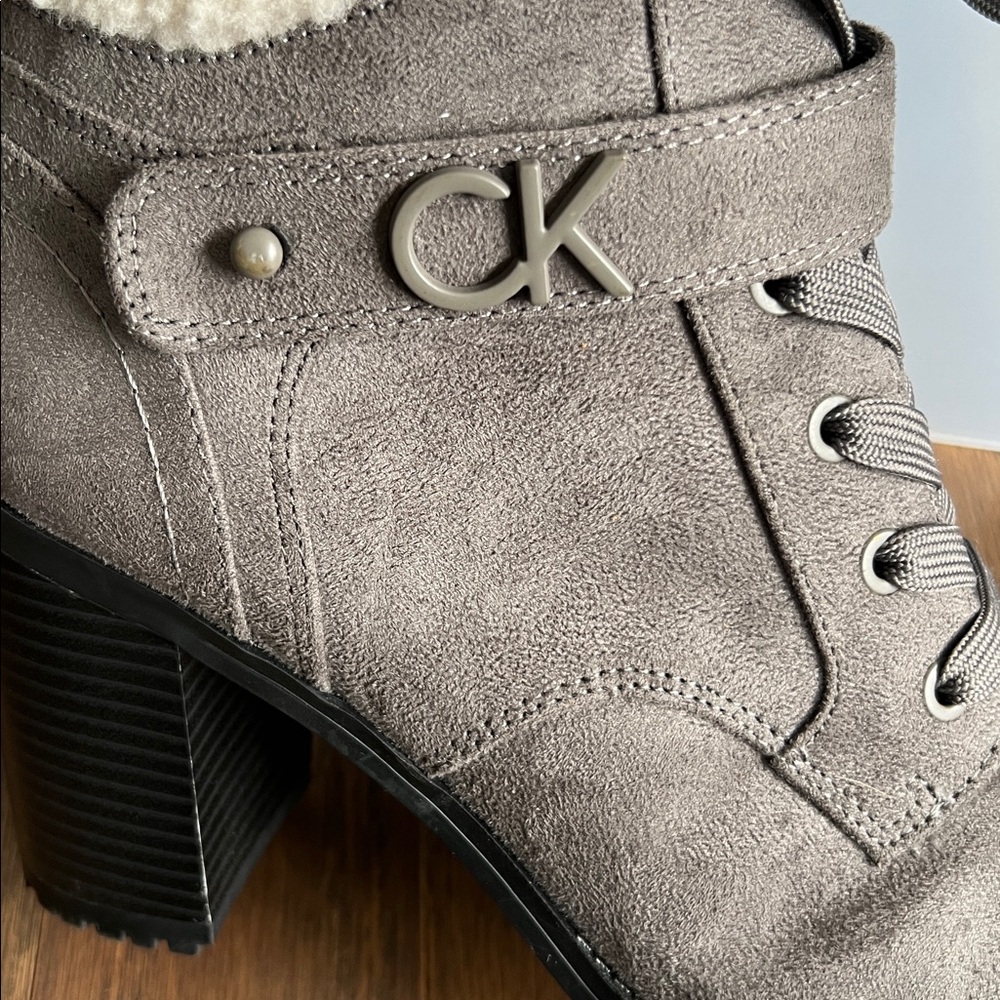 Calvin Klein Eliana 2 Boots - Picture 5 of 10